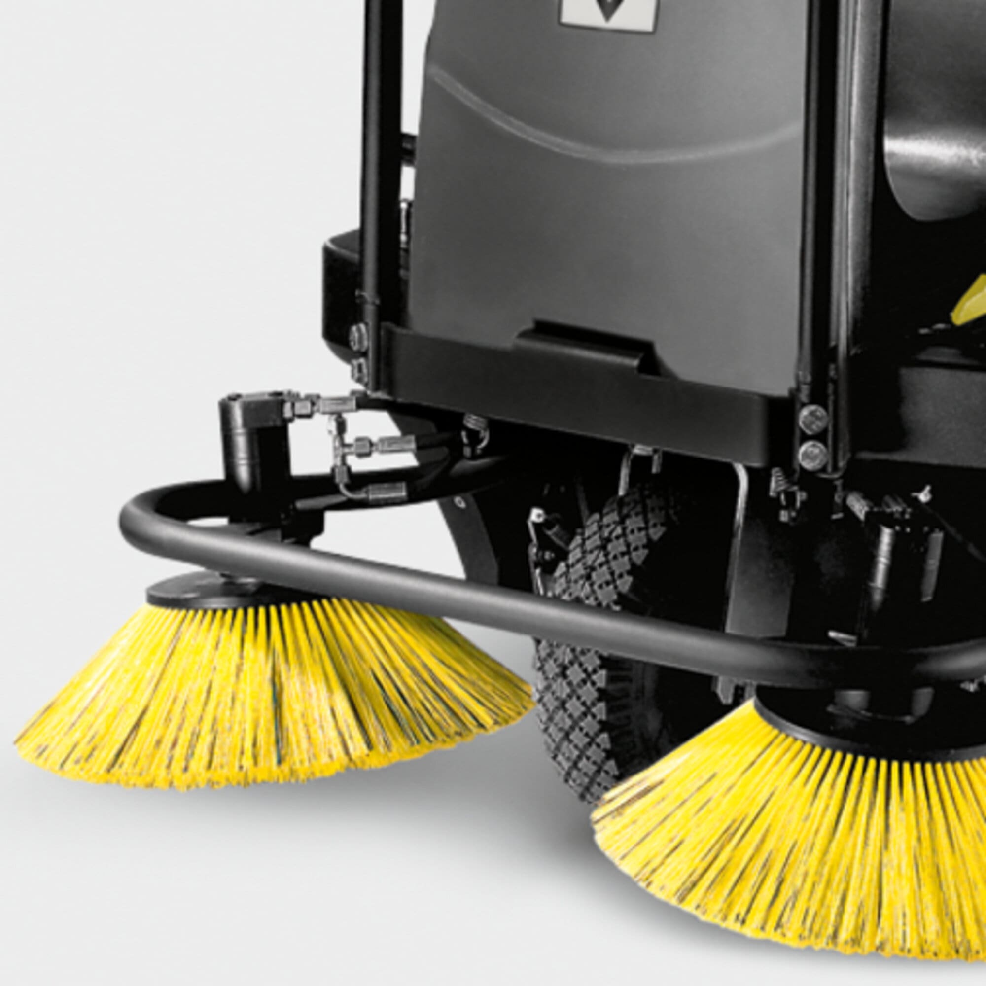 Xe quét hút rác công nghiệp ngồi lái KM 100/100 R G